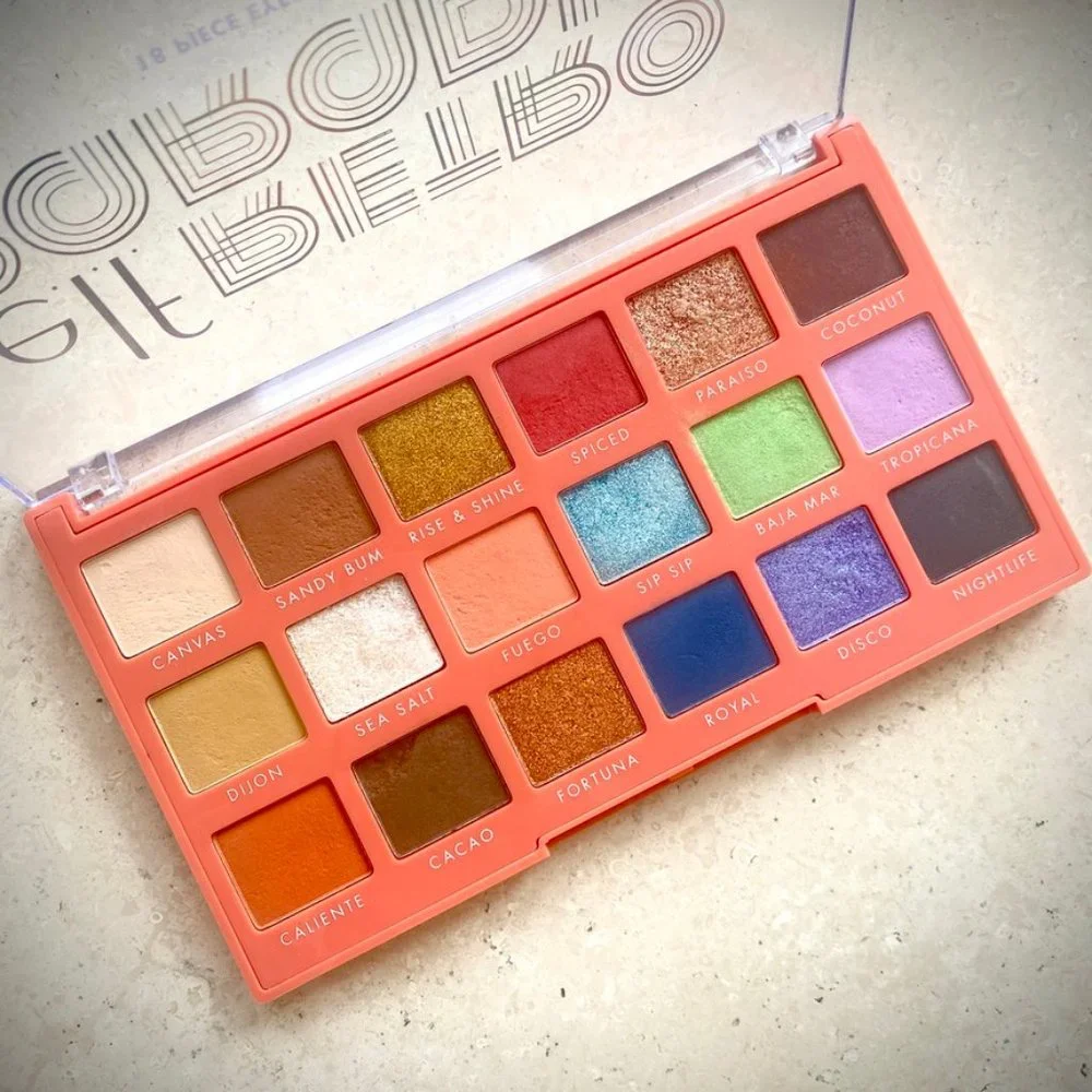 🧡Mix-N-Match 3/$25🧡 e.l.f. Retro Paradise Eyeshadow Palette